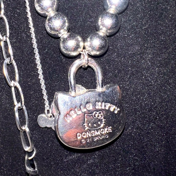 Hello Kitty Locket 100% Stainless Steel - Picture 2 of 4